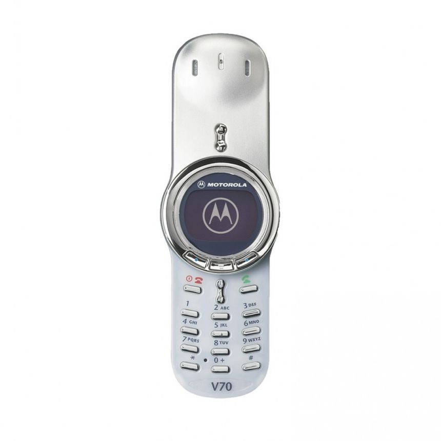 Motorola V70